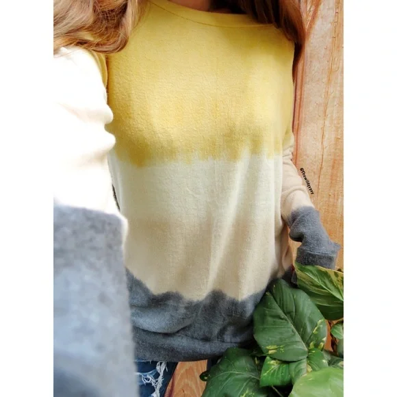 Ultra soft ombré oversized knitted sweater 🍂 - Picture 4 of 8